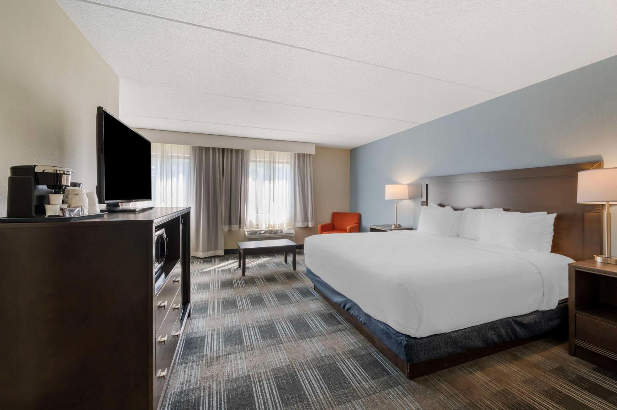 Best Western Plus Alexandria Fort Belvoir Mount Vernon Exterior photo