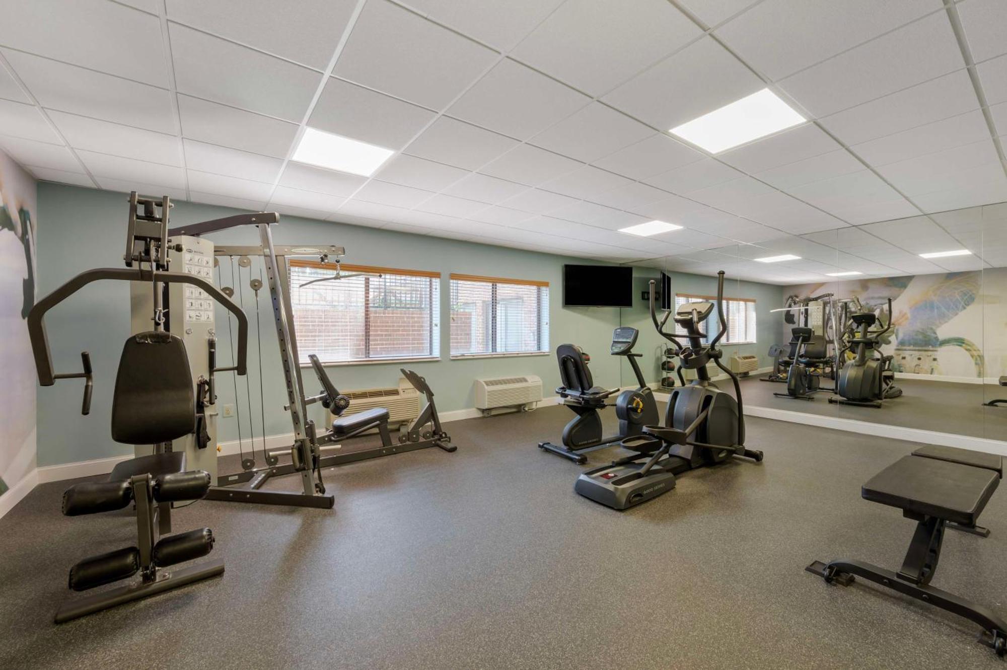 Best Western Plus Alexandria Fort Belvoir Mount Vernon Exterior photo